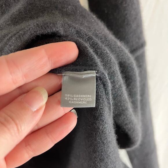 TSE for Neiman Marcus Recycled Cashmere Dark Gray Dolman Sweater Small V-Neck - Picture 6 of 7